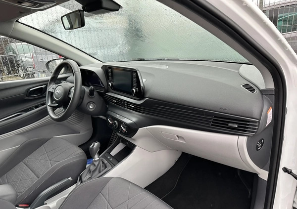 Hyundai Bayon cena 49900 przebieg: 9000, rok produkcji 2022 z Turek małe 781